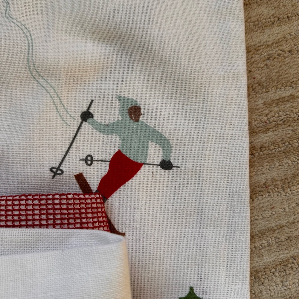 Set of 3 Max Studio Dashing Through the Snow Skier holiday themed kitchen towels - Picture 16 of 16